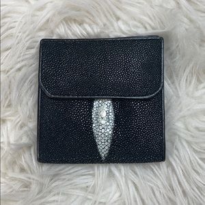 NWT - Genuine Stingray Wallet